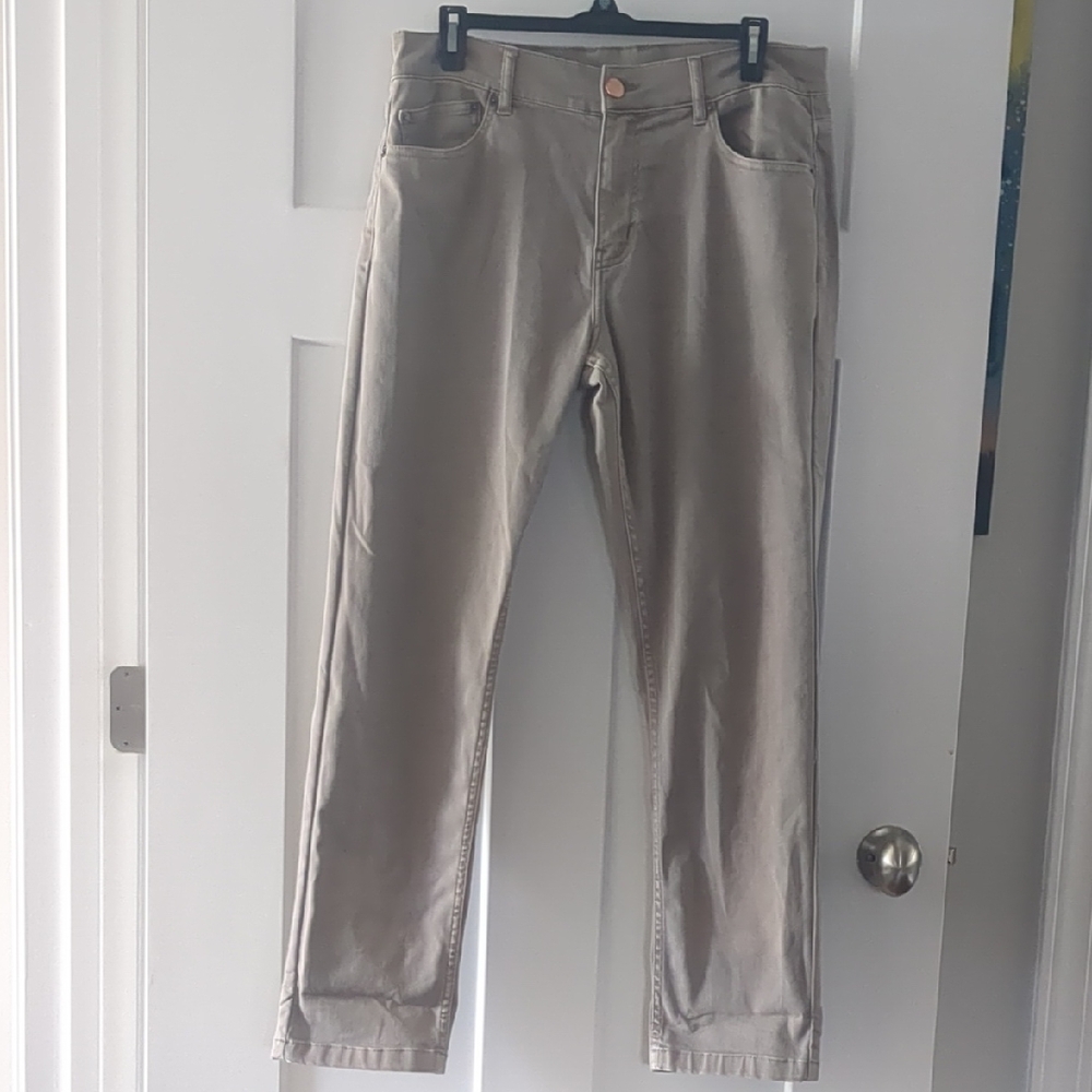 Men's Straight Jeans in Tan